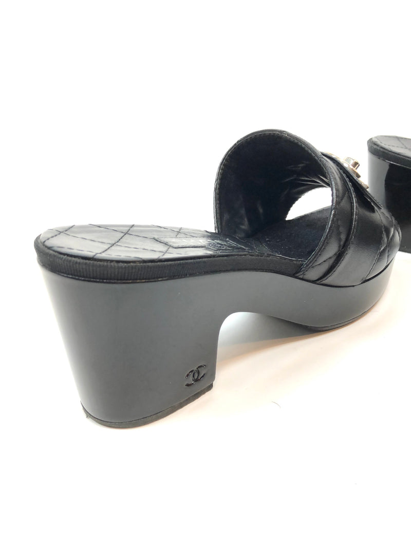 CHANEL Black Quilted Leather Slides/ Mules Size 38.5